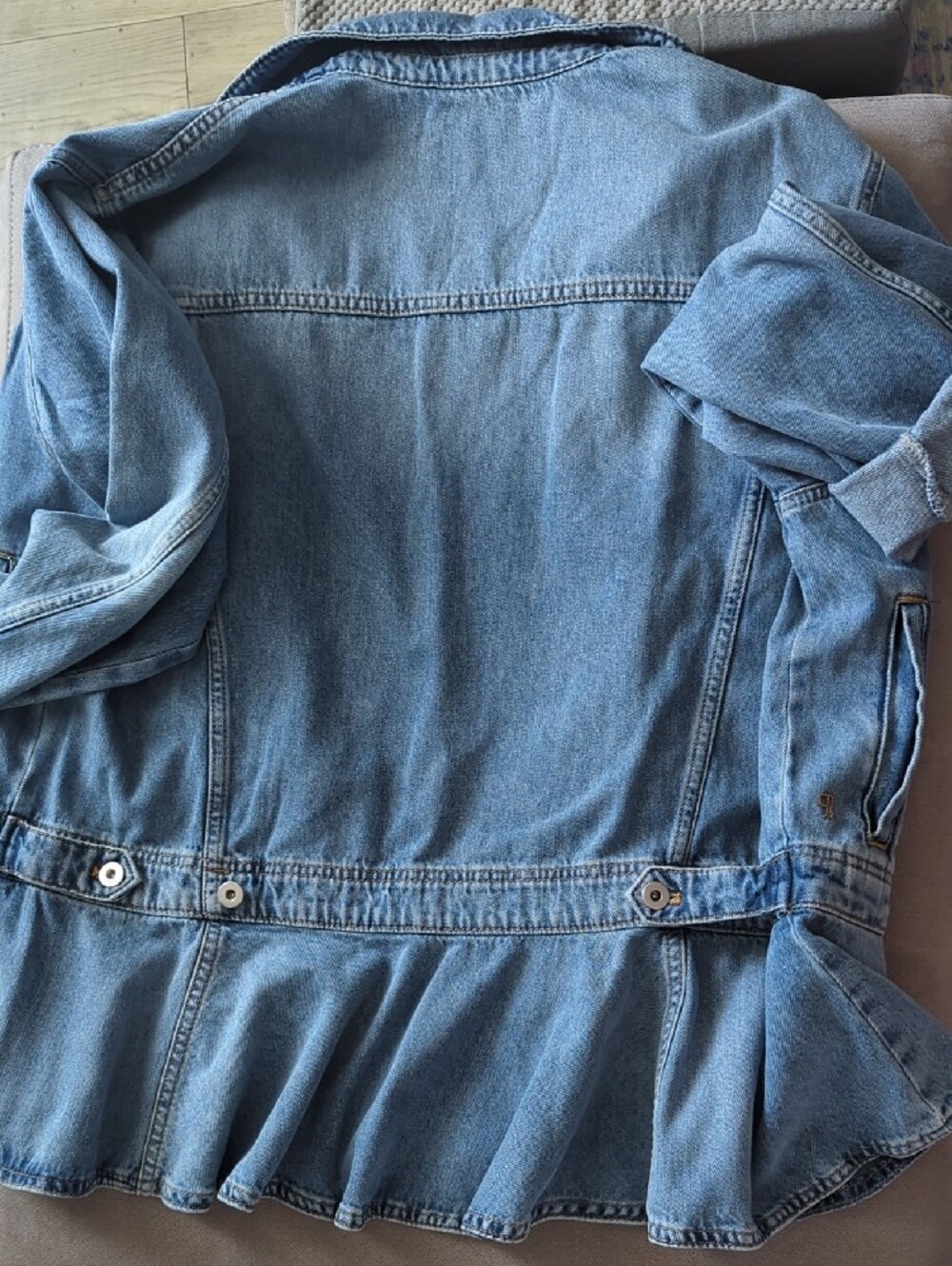 NWT🔖Anthropologie Denim Peplum waist Trucker Jacket Blue - Picture 4 of 4